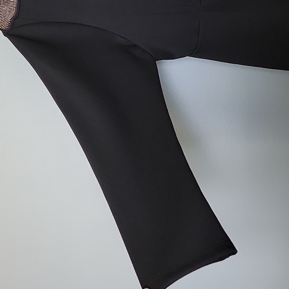 Torrid X Rebel Rocker Retro Wilson surplice cap shoulder dress NWT size 4 - Picture 6 of 14